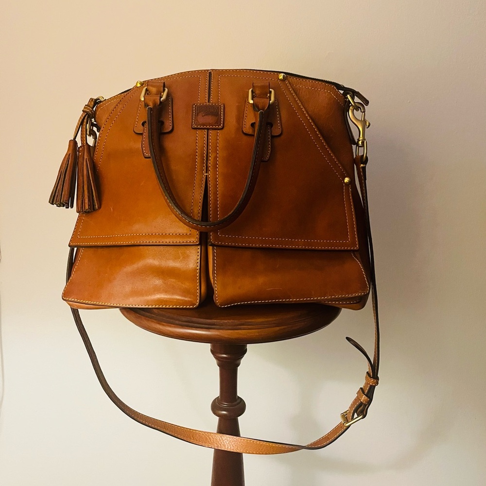 Dooney and Bourke  Shoulder Bag